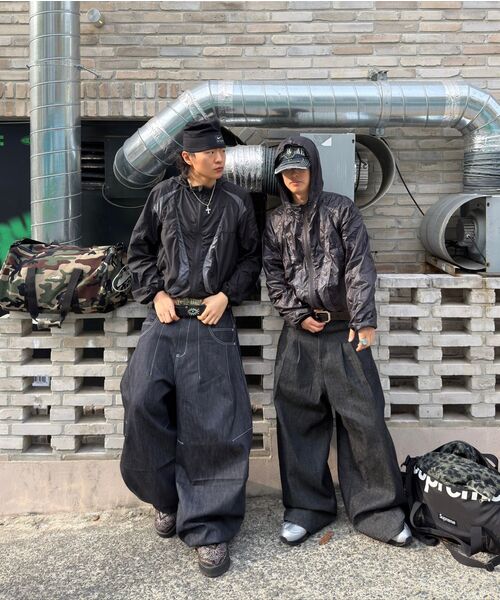 NOMANUAL(NOMANUAL)の「LIGHT SLASH JACKET - BEIGE(ナイロンジャケット・レディース・その他・SMALL/MEDIUM/LARGE/X-LARGE)」の6枚目の写真