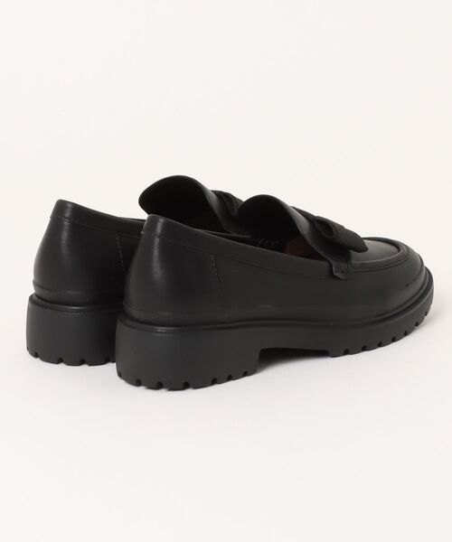 MACKINTOSH PHILOSOPHY（ﾏｯｷﾝﾄｯｼｭ ﾌｨﾛｿﾌｨｰ）の「オールウェザー対応リボンモチーフトラックソールローファー（レインシューズ・レディース・サンドベージュ/ブラック/ブラック系その他・23.0cm/23.5cm/22.0cm/22.5cm/24.0cm/24.5cm）」の4枚目の写真