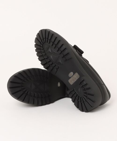 MACKINTOSH PHILOSOPHY（ﾏｯｷﾝﾄｯｼｭ ﾌｨﾛｿﾌｨｰ）の「オールウェザー対応リボンモチーフトラックソールローファー（レインシューズ・レディース・サンドベージュ/ブラック/ブラック系その他・23.0cm/23.5cm/22.0cm/22.5cm/24.0cm/24.5cm）」の5枚目の写真