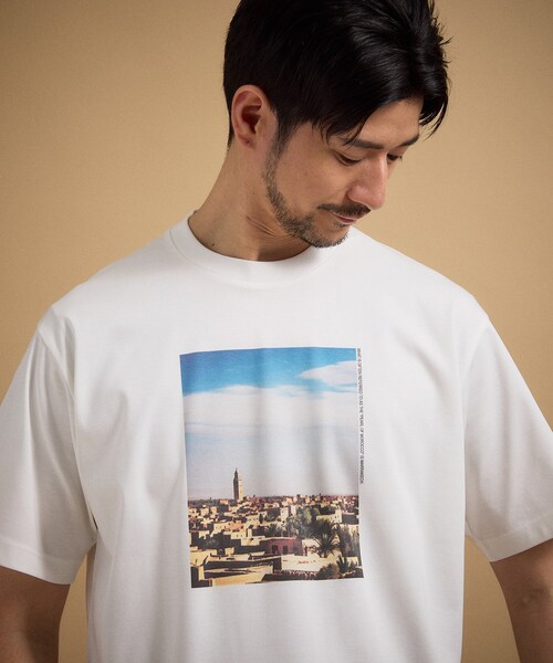 TAKEO KIKUCHI(タケオキクチ)の「マラケシュ フォト Tシャツ(Tシャツ/カットソー・メンズ・ホワイト系4/ホワイト/ホワイト系5・04/02/03)」の4枚目の写真