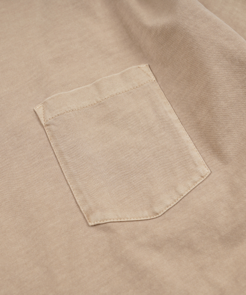 FRIZMWORKS（フリズムワークス）の「PIGMENT POCKET LONG SLEEVE TEE _ BEIGE（Tシャツ/カットソー・メンズ・その他・SMALL/MEDIUM/LARGE/X-LARGE）」の4枚目の写真