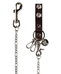 RSSC（アールエスエスシー）の「CONCHO LEATHER STRAP KEYCHAIN - BROWN（キーケース/キーアクセサリー）」