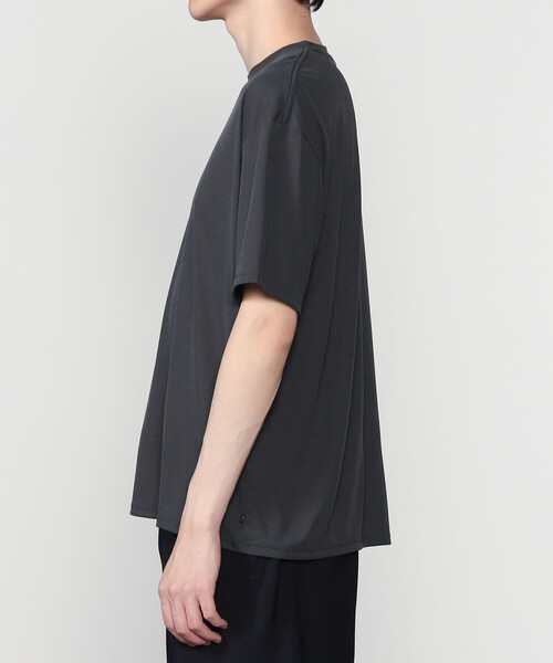 Bshop(ビショップ)の「NEUTRALWORKS. | 〈別注〉クルーネック 半袖Tシャツ MEN(Tシャツ/カットソー・メンズ・ブラック/グレー/ホワイト・L/M/S)」の5枚目の写真
