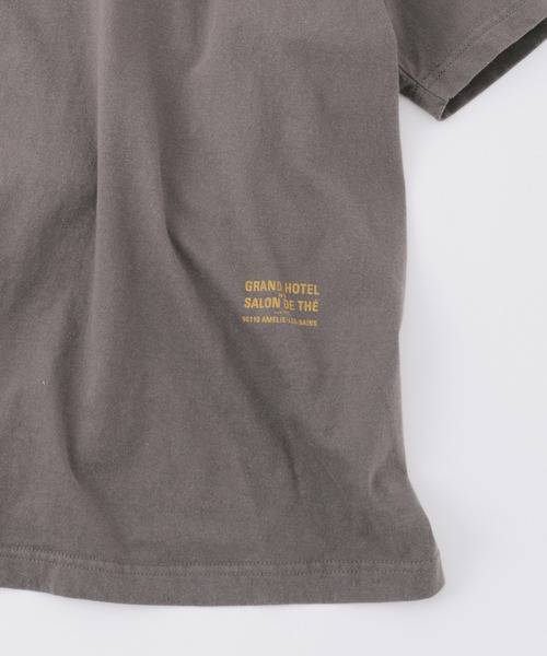 TRICOMER(トリコメル)の「【 TRICOMER / トリコメル 】 GRAND HOTEL de la SALON DE THE / グランドホテル デ ラ サロン スタッフTシャツ(Tシャツ/カットソー・レディース・ホワイト/グレー・FREE)」の12枚目の写真