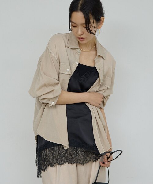 GALLARDAGALANTE（ガリャルダガランテ）の「【驚くほど軽い！】シアーデニムシャツ（シャツ/ブラウス・レディース・ブルー/ベージュ・FREE）」の2枚目の写真