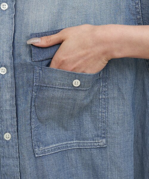 GALLARDAGALANTE（ガリャルダガランテ）の「【驚くほど軽い！】シアーデニムシャツ（シャツ/ブラウス・レディース・ブルー/ベージュ・FREE）」の3枚目の写真
