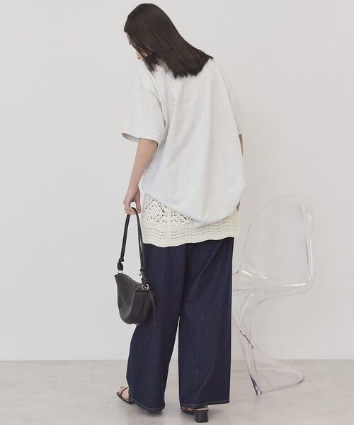 AMERICAN HOLIC(アメリカンホリック)の「PORTLAND裾ラウンドTシャツ(Tシャツ/カットソー・レディース・オフホワイト/チャコールグレー/ネイビー/ホワイト系その他/グレー系その他・FREE)」の12枚目の写真