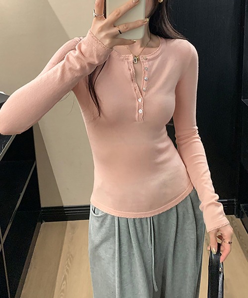 Girly Doll(ガーリードール)の「ヘンリーネック長袖トップス(Tシャツ/カットソー・レディース・ピンク/ネイビー/イエロー/ベージュ/モカ・F)」の16枚目の写真