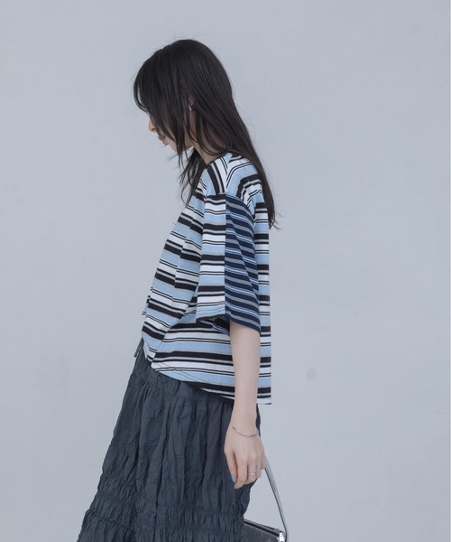 Eimee Law(エイミーロウ)の「ボーダーパッチワーク エンブロクロップドTシャツ(Tシャツ/カットソー・レディース・ボルドー/カーキ/サックスブルー・FREE)」の18枚目の写真
