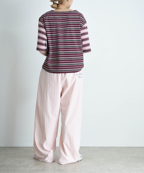 Eimee Law(エイミーロウ)の「ボーダーパッチワーク エンブロクロップドTシャツ(Tシャツ/カットソー・レディース・ボルドー/カーキ/サックスブルー・FREE)」の10枚目の写真