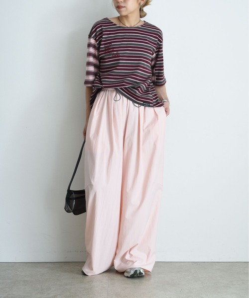 Eimee Law(エイミーロウ)の「ボーダーパッチワーク エンブロクロップドTシャツ(Tシャツ/カットソー・レディース・ボルドー/カーキ/サックスブルー・FREE)」の7枚目の写真