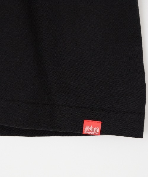 Manhattan Portage（マンハッタンポーテージ）の「[MANHATTAN PORTAGE/マンハッタンポーテージ] スカイラインロゴ ショートスリーブ ポケットTシャツ（Tシャツ/カットソー・レディース・ホワイト/ブラック・M/XL/L）」の8枚目の写真