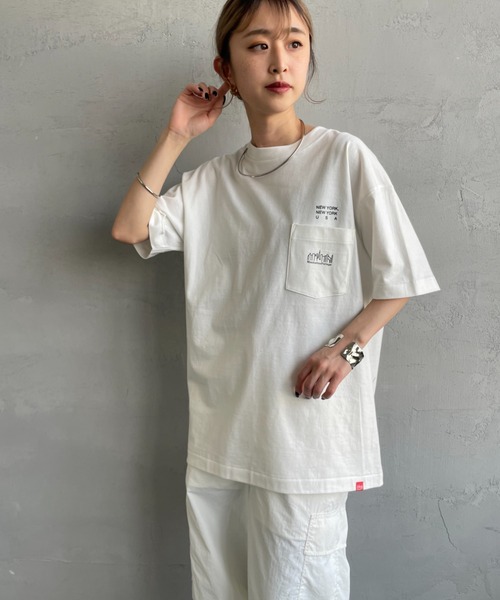 Manhattan Portage（マンハッタンポーテージ）の「[MANHATTAN PORTAGE/マンハッタンポーテージ] スカイラインロゴ ショートスリーブ ポケットTシャツ（Tシャツ/カットソー・レディース・ホワイト/ブラック・M/XL/L）」の22枚目の写真