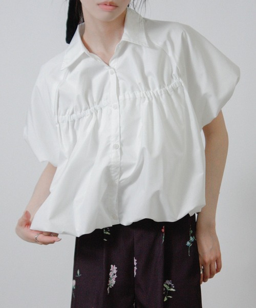 Social GIRL(ソーシャルガール)の「2026SS バルーンシルエット シャーリングシャツ ブラウス 半袖(シャツ/ブラウス・レディース・ブルー/オフホワイト/ピンク・M)」の9枚目の写真
