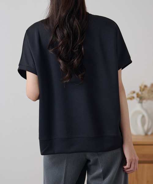 DAYRA(デイラ)の「クルーネック 裾切り替え オーバーサイズ 半袖 トップス(Tシャツ/カットソー・レディース・ホワイト/ダークグレー/ネイビー/ブラック・FREE)」の8枚目の写真
