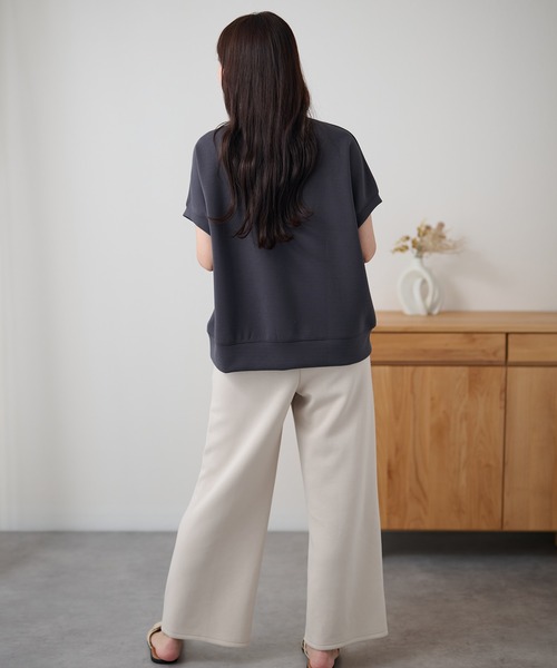 DAYRA(デイラ)の「クルーネック 裾切り替え オーバーサイズ 半袖 トップス(Tシャツ/カットソー・レディース・ホワイト/ダークグレー/ネイビー/ブラック・FREE)」の13枚目の写真