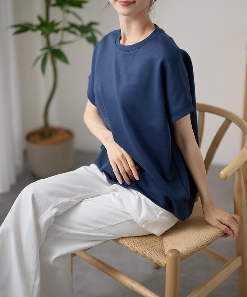 DAYRA(デイラ)の「クルーネック 裾切り替え オーバーサイズ 半袖 トップス(Tシャツ/カットソー・レディース・ホワイト/ダークグレー/ネイビー/ブラック・FREE)」の19枚目の写真