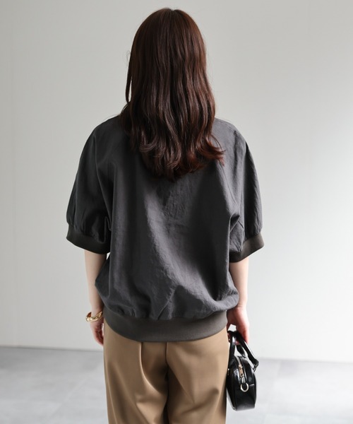ap retro(アプレトロ)の「カレッジロゴラグランTeeシャツ / Teeブラウス(Tシャツ/カットソー・レディース・ベージュ/チャコール・FREE)」の18枚目の写真