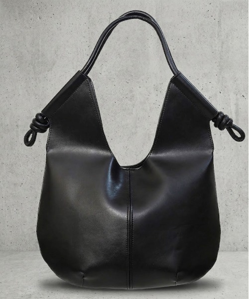 THE CELL.(ザセルドット)の「サイドノットワンハンドルBAG SIDE-KNOT ONE-HANDLE BAG(ショルダーバッグ・レディース・ブラック・FREE)」の1枚目の写真