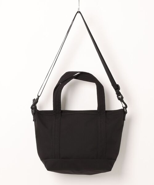 Manhattan Portage(マンハッタンポーテージ)の「Manhattan Portage/マンハッタンポーテージ トートバッグ "ちいかわ" REGO TOTE(M) W/ZIPPER VER2 CKW26 MP1305Z2CKW26(トートバッグ・メンズ・ブラック・FREE)」の2枚目の写真