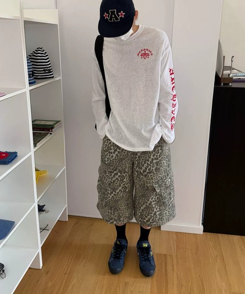 FreeZone(フリーゾーン)の「レオパード柄ワイドカーゴハーフパンツ/ストリートワイドショーツ(カーゴパンツ・メンズ・カーキ・S/M/L)」の7枚目の写真