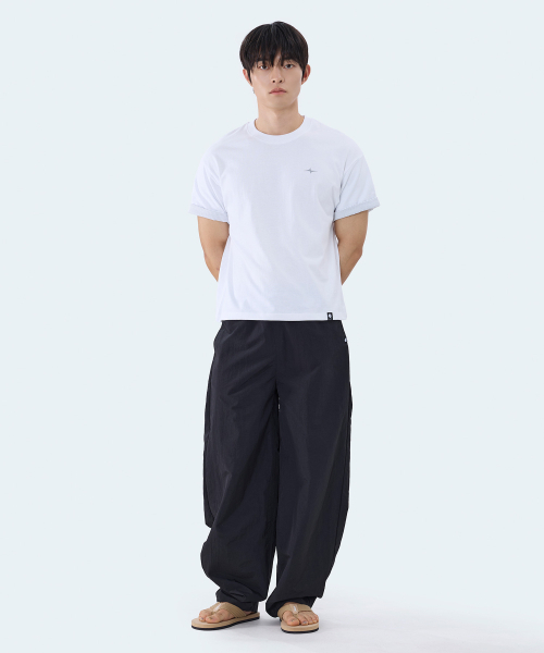 GHOST REPUBLIC(ゴーストリパブリック)の「クロップストライプ配色ロールアップ半袖Tシャツ GT-392_ホワイト(Tシャツ/カットソー・レディース・ホワイト・X-LARGE/LARGE/MEDIUM)」の4枚目の写真
