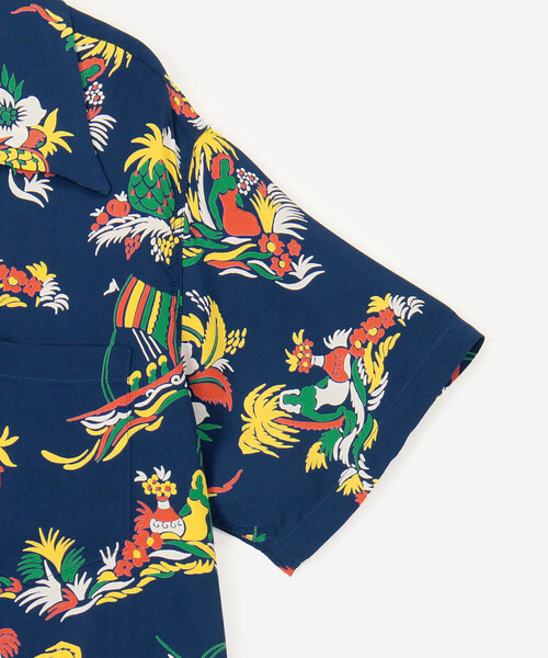 SUN SURF（サンサーフ）の「SUN SURF | 半袖ハワイアンシャツ "ISLAND TRIP" WOMEN（シャツ/ブラウス・レディース・オフホワイト/ネイビー・S）」の7枚目の写真