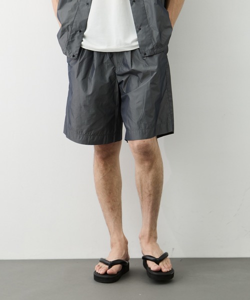marka(マーカ)の「【MARKAWARE/marka/マーカ】WIDE SHORTS(その他パンツ・メンズ・ブラック/ダークグレー・1/2)」の1枚目の写真