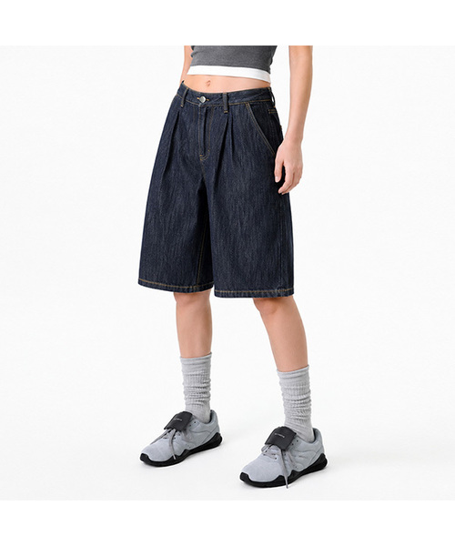 RANDOMOFF(ランダムオフ)の「BTB : BERMUDA DENIM SHORTS(その他パンツ・レディース・ネイビー・SMALL/MEDIUM/LARGE/X-LARGE)」の1枚目の写真