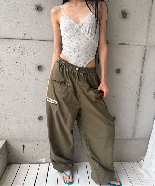 THE MYSTERIOUS HOTEL（ザミステリアスホテル）の「PATCH PARACHUTE PT [KHAKI]（その他パンツ・レディース・その他・FREE）」の14枚目の写真