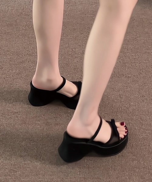 ADDITION STORE(アディションストア)の「\脚長美脚♪プラス8センチ/リボンアクセント 厚底サンダル(サンダル・レディース・ホワイト/ブラック・25/24.5/24/23.5/23)」の20枚目の写真