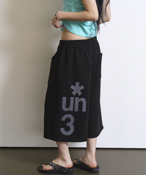 UNTITLED SEOUL(アンタイトル ソウル)の「アンタイトル シンボル バミューダショーツ ブラック(その他パンツ・レディース・その他・MEDIUM/LARGE/X-LARGE)」の1枚目の写真