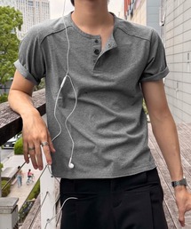 EPNK（イーピーエヌケー）の「Slant line cut-off henly tee / スラントラインカットオフヘンリーT（Tシャツ/カットソー）」