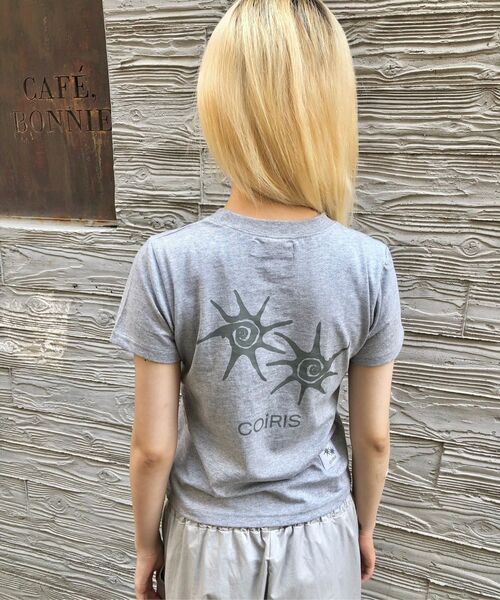 COIRIS(コイリス)の「コイリスバックロゴ半袖Tシャツ(4色)(Tシャツ/カットソー・レディース・ライトグレー/ホワイト/ネイビー/ブラック・FREE)」の5枚目の写真