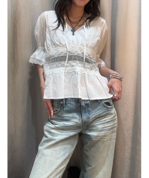 LAGUA GEM(ラグアジェム)の「PUFF SLEEVE AIRY トップス(シャツ/ブラウス・レディース・ホワイト/ブラック・FREE)」の16枚目の写真