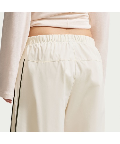 NIKE（ナイキ）の「NIKE/ナイキ WS ESSNTL BARREL ﾊﾟﾝﾂ（その他パンツ・レディース・ブラック/ベージュ・M/L/XL/S）」の8枚目の写真