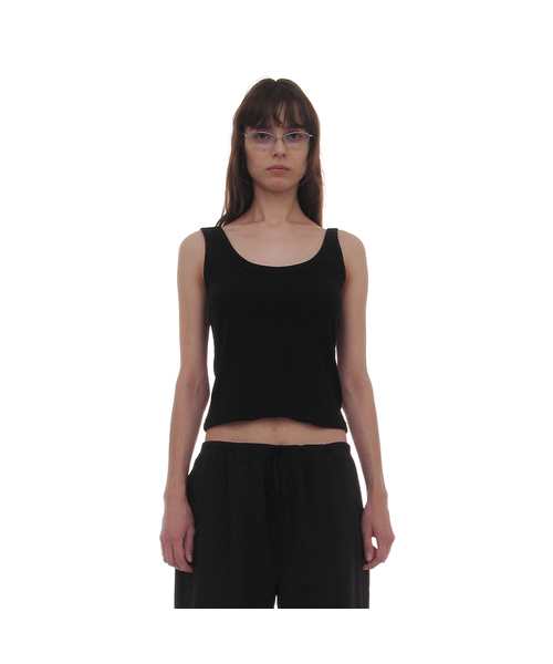 PARTIMENTO WOMEN(パルティメントウィメン)の「PWC アンバランスストラップスリーブレス_12カラー(Tシャツ/カットソー・レディース・カーキブラウン/グレー系その他/プラム/ホワイト/ブラック/レッド/パープル/ネイビー/グレー/オリーブ/アイボリー/ミント・SMALL/MEDIUM/LARGE)」の3枚目の写真