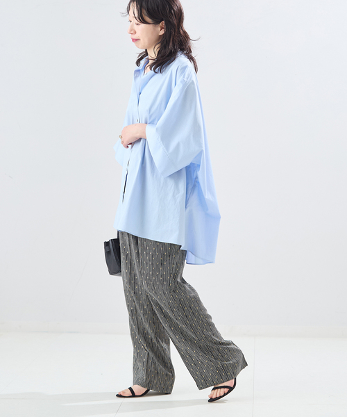 journal standard L'essage(ジャーナルスタンダードレサージュ)の「《追加》DEVEAUX GOLDラメモノトーンイージーパンツ(その他パンツ・レディース・ブラック/アイボリー・FREE)」の4枚目の写真