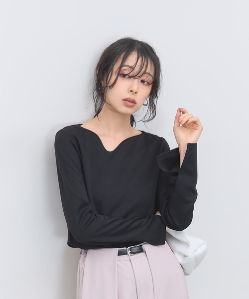 &. NOSTALGIA(アンドドットノスタルジア)の「UVカーブネックトップス(Tシャツ/カットソー・レディース・ブラック/ホワイト・M)」の15枚目の写真