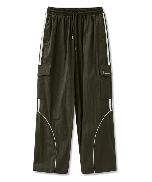 AVANDRESS（アバンドレス ）の「ノア CN トラックパンツ_7カラー（スウェットパンツ・レディース・ネイビー/ホワイト/チャコールグレー/ダークブラウン/ブラック/マジェンタ/カーキ・SMALL/MEDIUM/LARGE）」の19枚目の写真