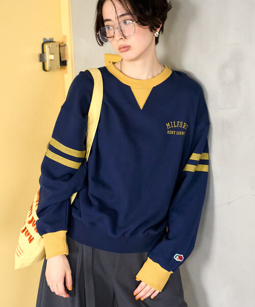 FREAK'S STORE（フリークスストア）の「FRUIT OF THE LOOM×FREAK'S STORE/フルーツオブザルーム 別注 配色ロゴスウェット/ライン ロゴスウェット（スウェット・レディース・ワイン/チャコール/ネイビー・ﾌﾘ-）」の15枚目の写真