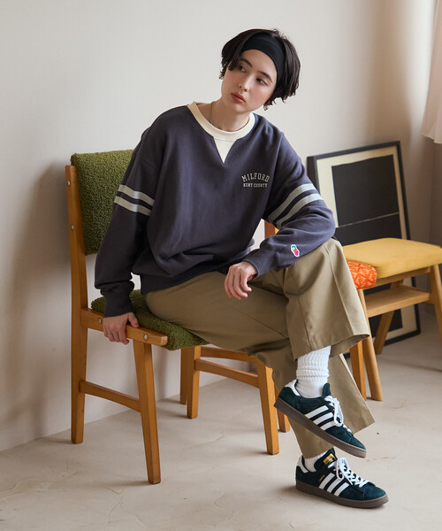 FREAK'S STORE（フリークスストア）の「FRUIT OF THE LOOM×FREAK'S STORE/フルーツオブザルーム 別注 配色ロゴスウェット/ライン ロゴスウェット（スウェット・レディース・ワイン/チャコール/ネイビー・ﾌﾘ-）」の22枚目の写真