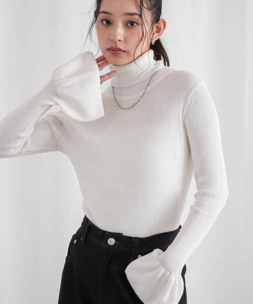 for/c（フォーシー）の「コットン100リブニット【サスティナブル】（ニット/セーター・レディース・ブラック/オフホワイト/ネイビー・L/M）」の2枚目の写真