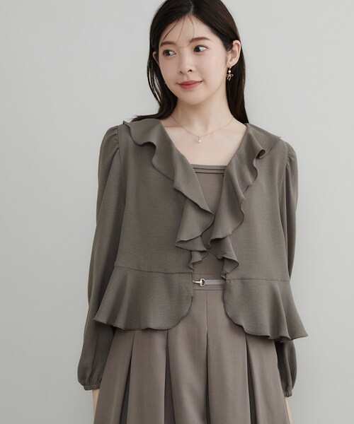 couture brooch(クチュールブローチ)の「【インせず着映え】ラッフル ブラウス(シャツ/ブラウス・レディース・ブラウン系/アイボリー/ブラック・42/36/40/38)」の12枚目の写真