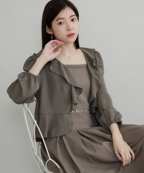 couture brooch(クチュールブローチ)の「【インせず着映え】ラッフル ブラウス(シャツ/ブラウス・レディース・ブラウン系/アイボリー/ブラック・42/36/40/38)」の14枚目の写真