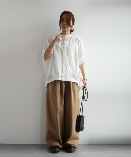 and it_（アンドイット）の「コットンドルマンスリーブワイドシャツ（シャツ/ブラウス・レディース・アイボリー・M-L）」の12枚目の写真