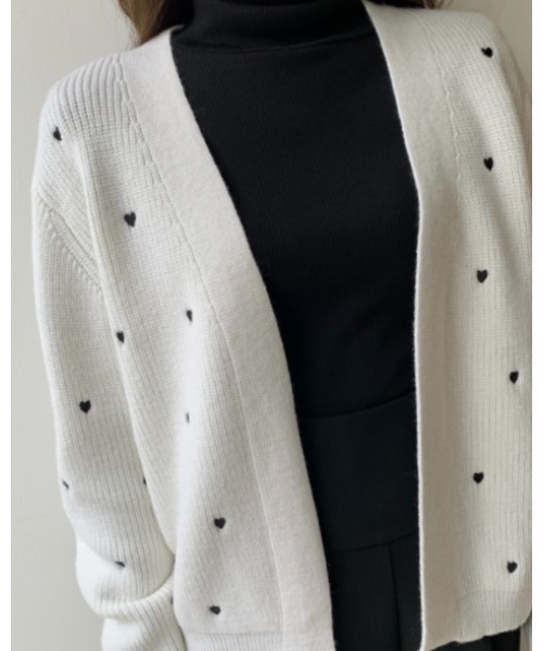 BIRTHDAY BASH(バースデイバッシュ)の「HEART DOT KNIT CARDIGAN(ハートドットニットカーディガン)(カーディガン/ボレロ・レディース・ブラック/ホワイト・FREE)」の10枚目の写真