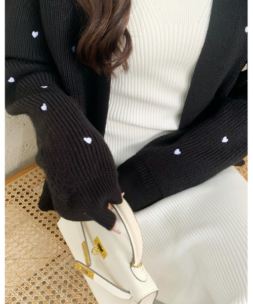 BIRTHDAY BASH(バースデイバッシュ)の「HEART DOT KNIT CARDIGAN(ハートドットニットカーディガン)(カーディガン/ボレロ・レディース・ブラック/ホワイト・FREE)」の21枚目の写真