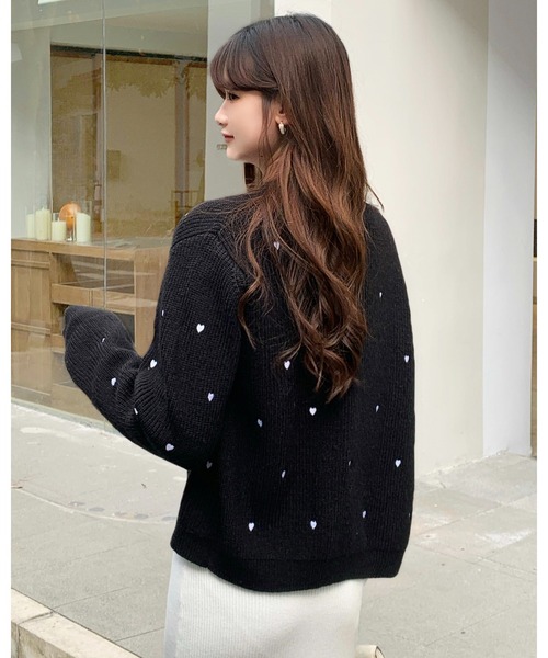 BIRTHDAY BASH(バースデイバッシュ)の「HEART DOT KNIT CARDIGAN(ハートドットニットカーディガン)(カーディガン/ボレロ・レディース・ブラック/ホワイト・FREE)」の22枚目の写真