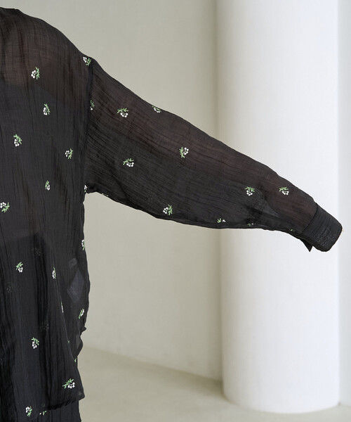 FREAK'S STORE(フリークスストア)の「限定展開 シアー 小花柄 刺繍 ロングスリーブ シャツ(シャツ/ブラウス・レディース・モカ/ブラック/オフホワイト・フリ-)」の19枚目の写真
